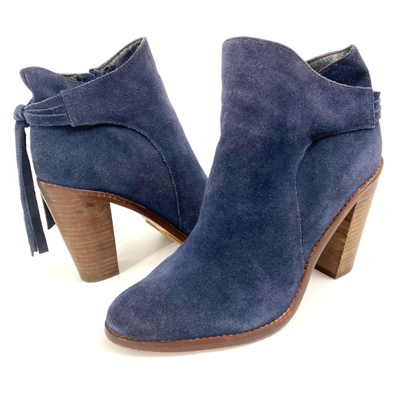 Vince Camuto Chunky Heel Ankle Boots Booties 8 M Charcoal Blue Suede Zip Up - Picture 1 of 12